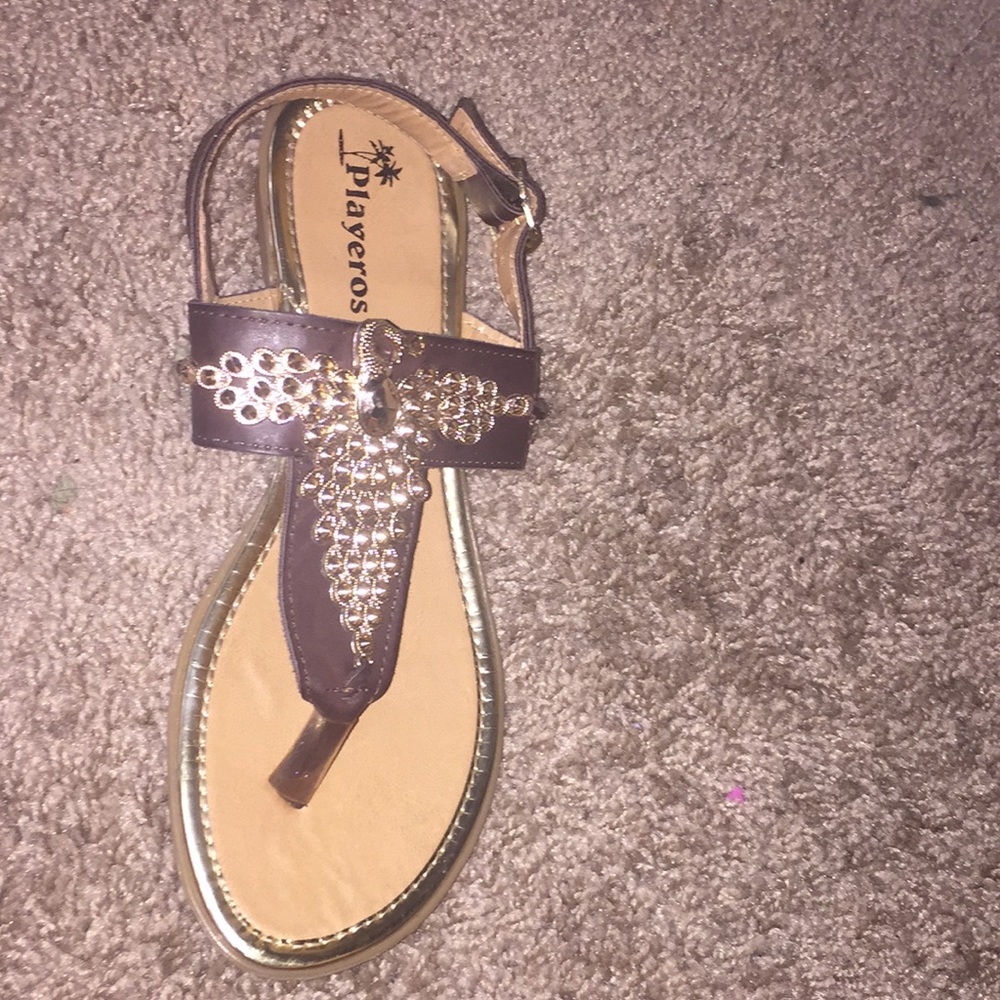 Sandals size 6